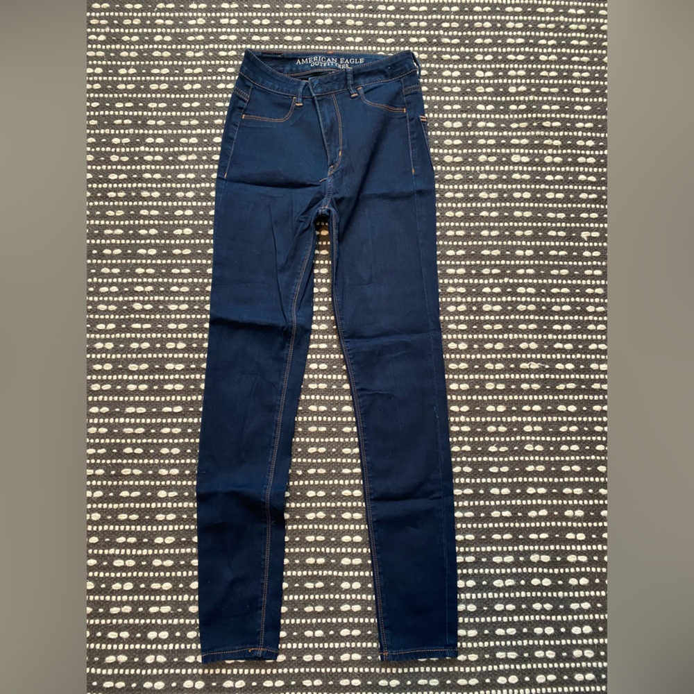 American Eagle women’s sky high jegging jean 2